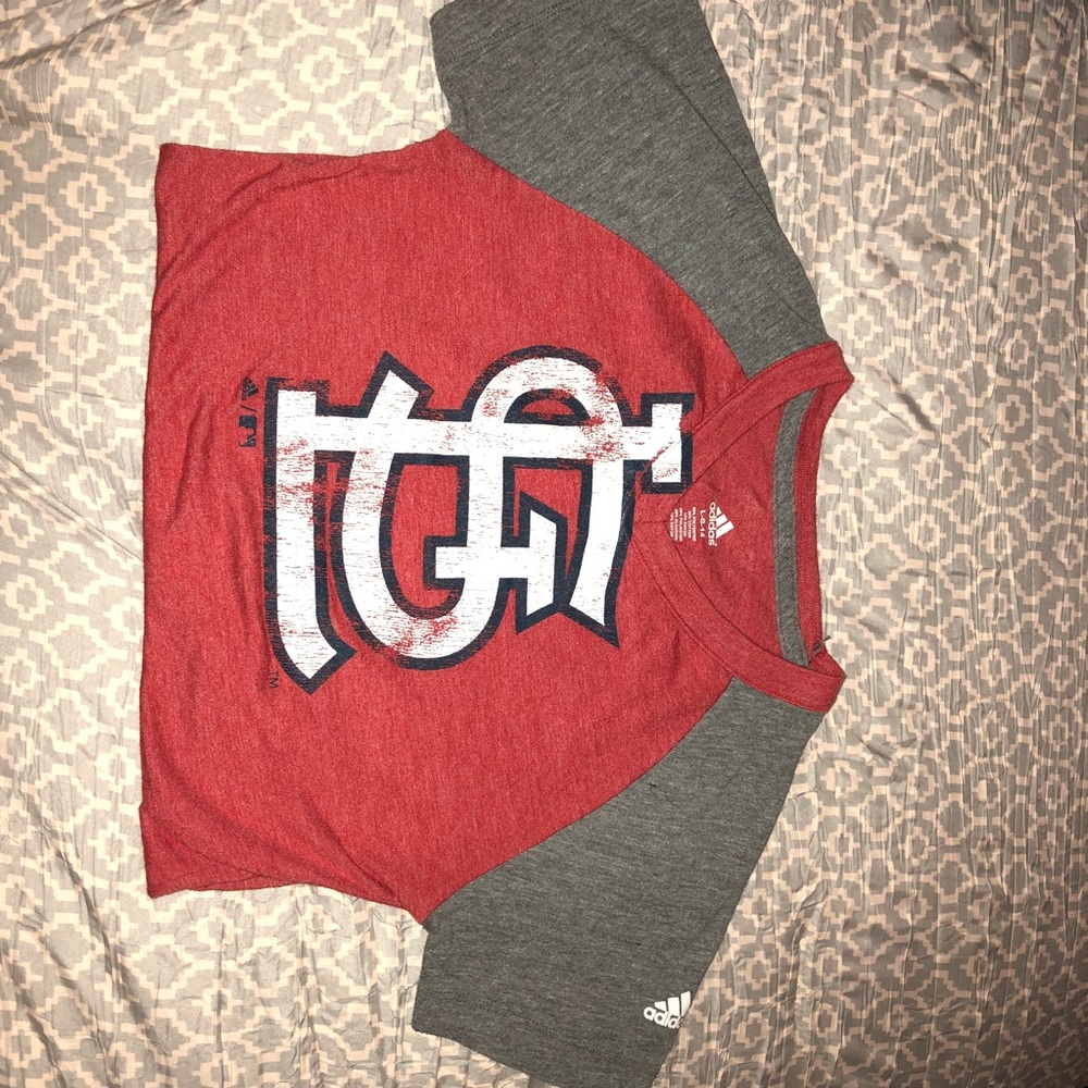 Cardinals V neck